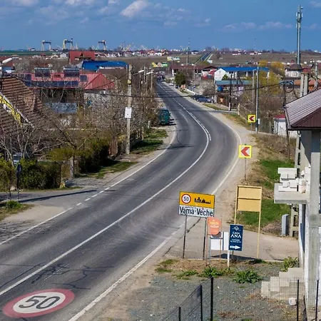 ホテル Ema ヴァマ・ヴェケ